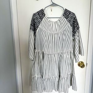Contrast embroidery crochet boho black white flowy dress free people S NWT